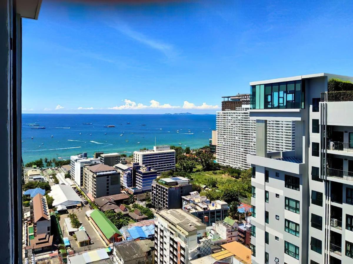 Central Pattaya Fully Equipped Condo Next To Beach Екстер'єр фото
